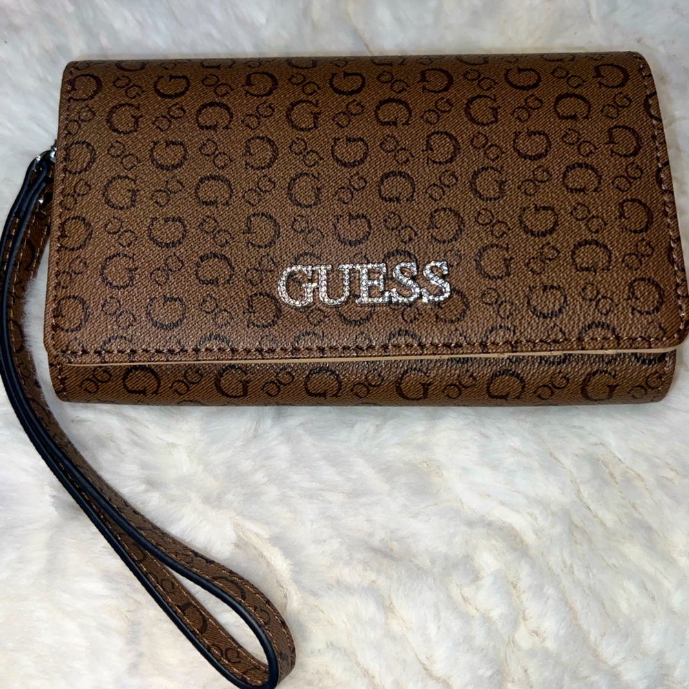 Guess wallet